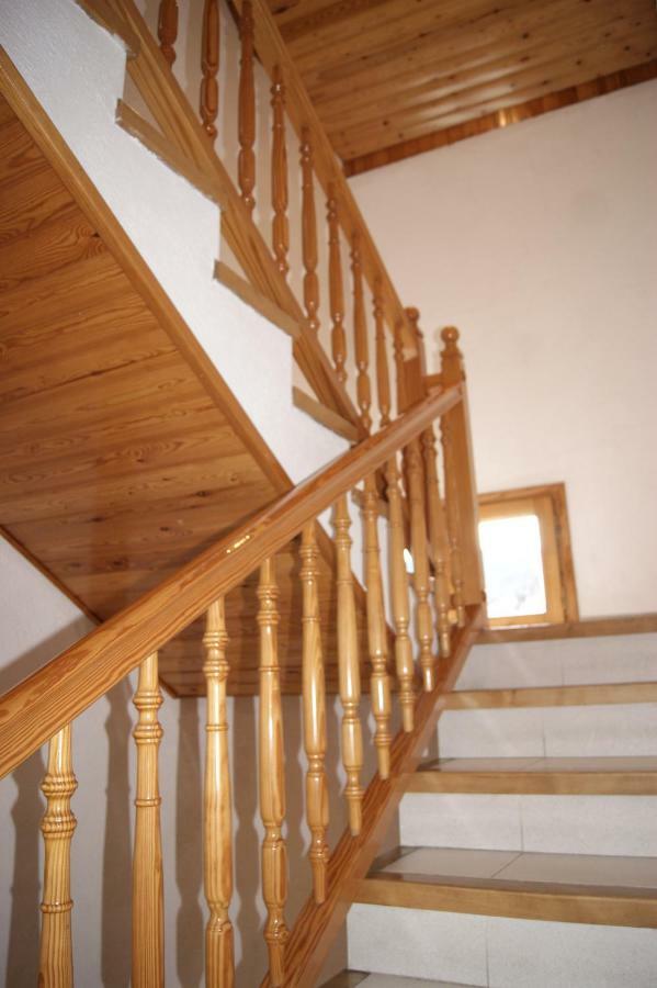 Apartaments Pont Romanic Espot Exterior foto